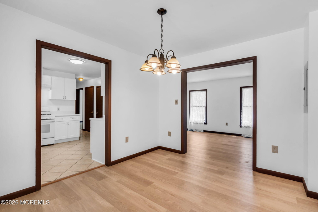 370 Cassville Road - Photo 6