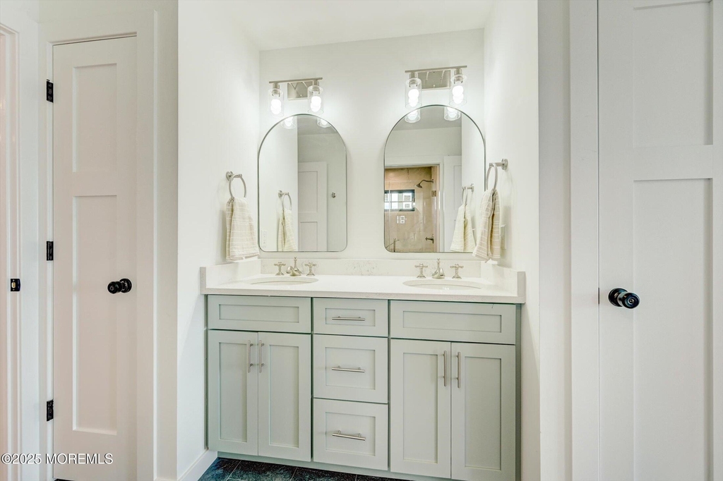 104 Lawrence Drive - Photo 15