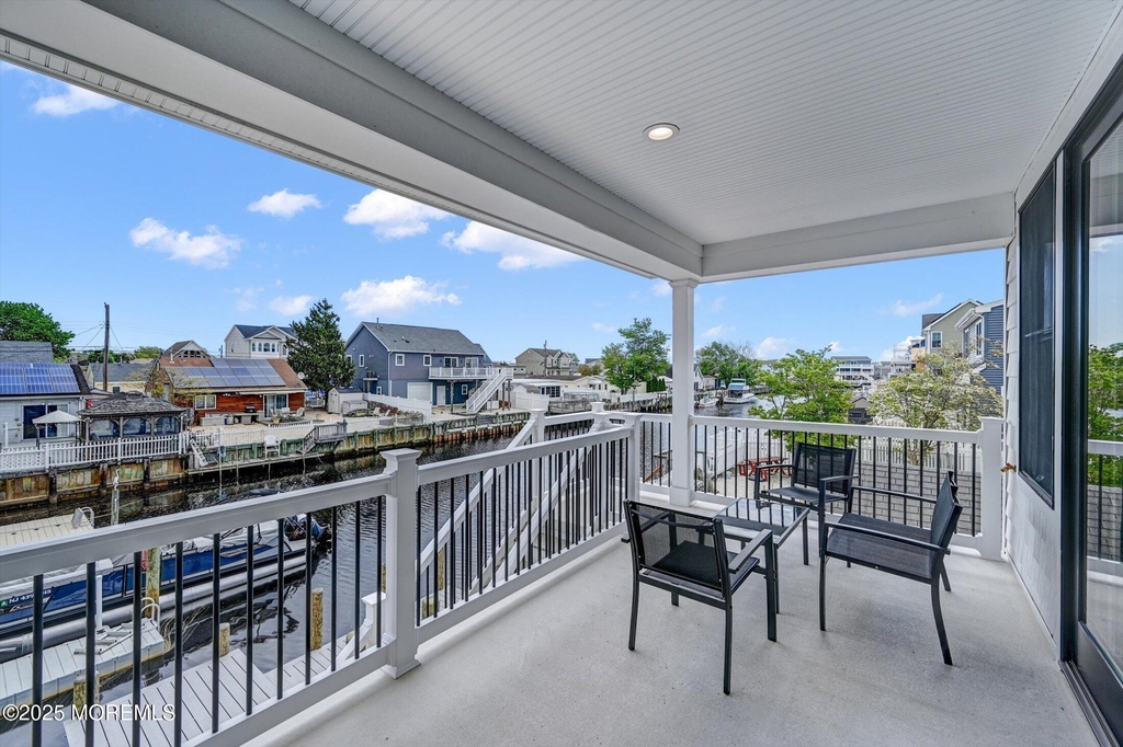 104 Lawrence Drive - Photo 27