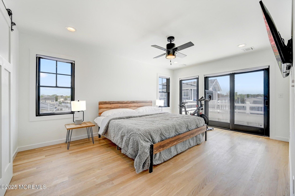104 Lawrence Drive - Photo 17