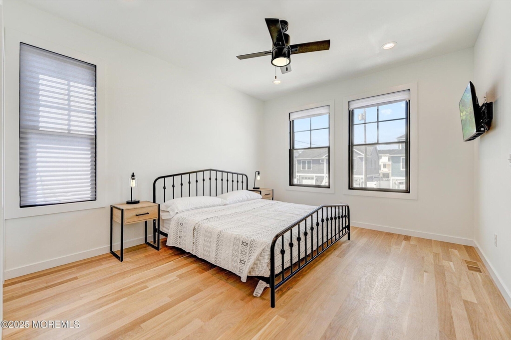 104 Lawrence Drive - Photo 11