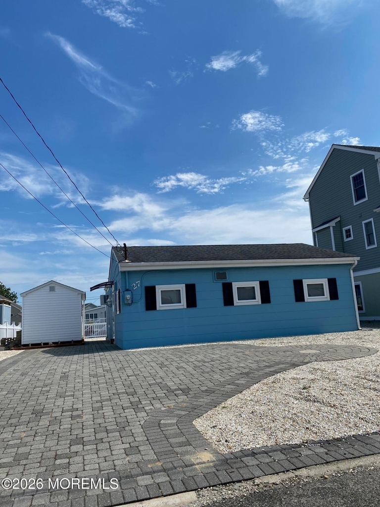 27 Gregg Drive - Photo 1