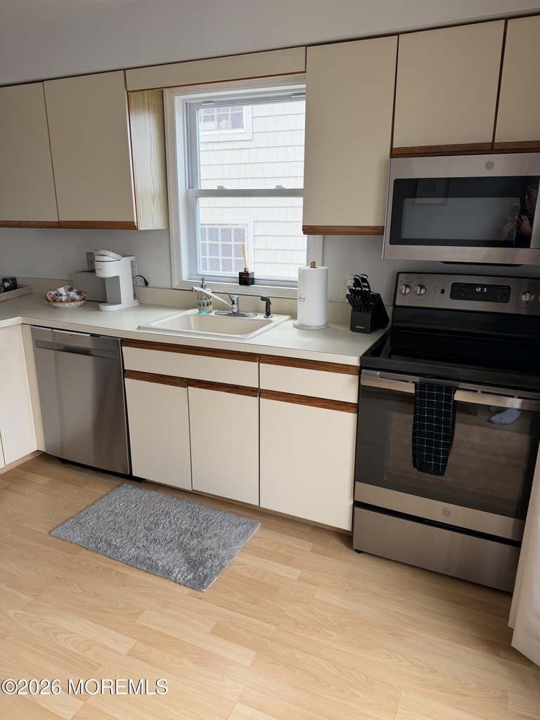 1105 N Ocean Avenue - Photo 15
