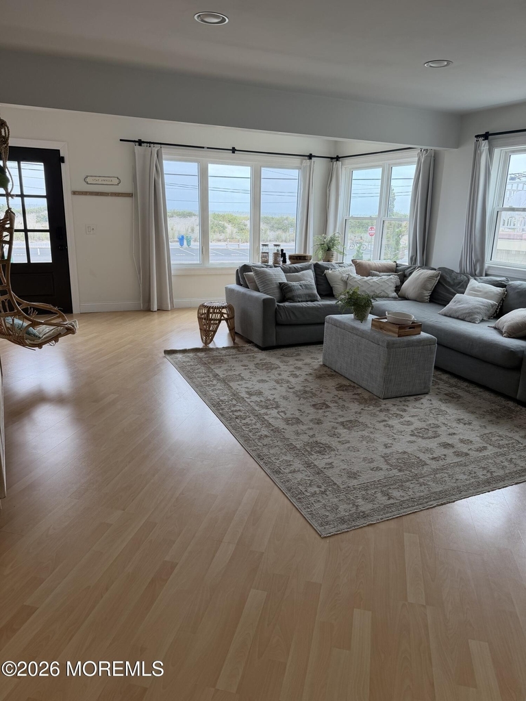 1105 N Ocean Avenue - Photo 12