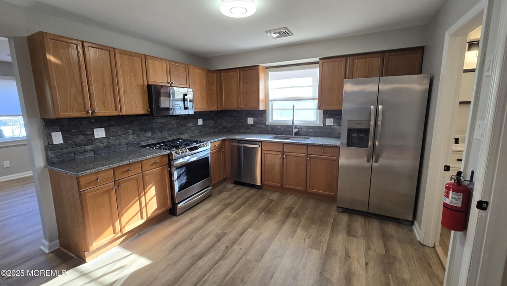 554 Lillie Road - Photo 8