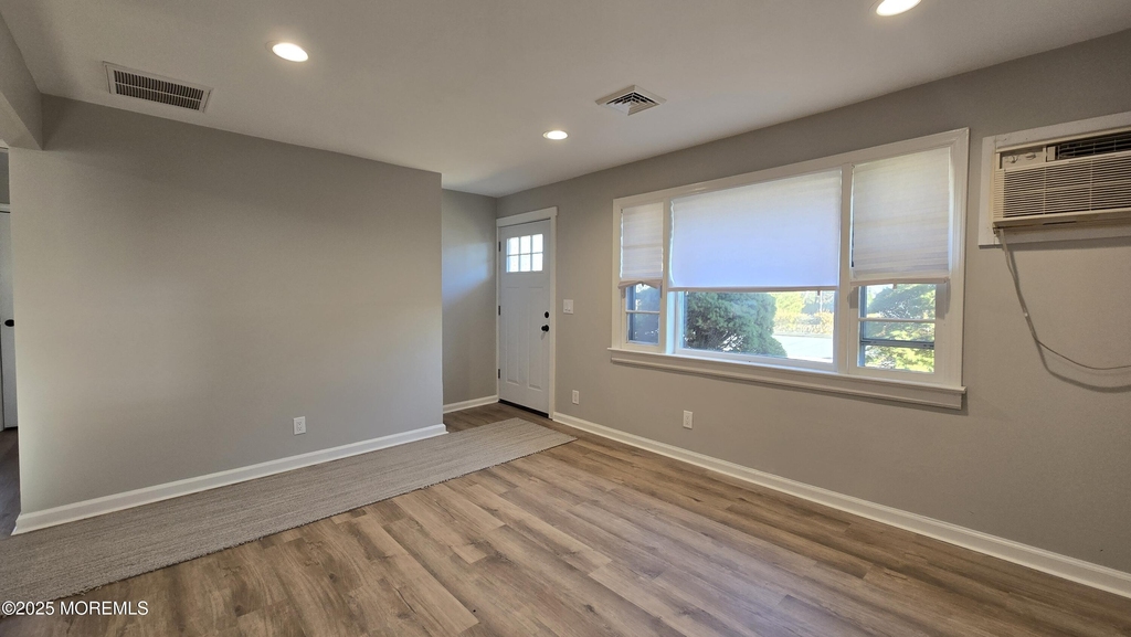 554 Lillie Road - Photo 4