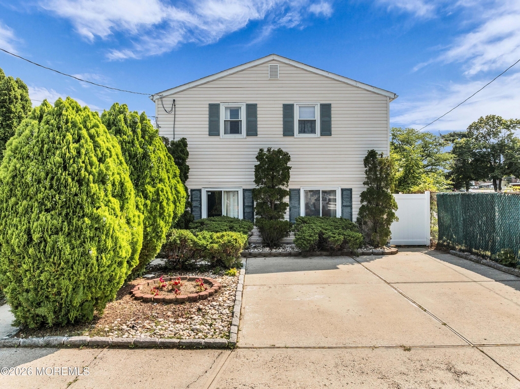 12 Jacobson Street - Photo 0