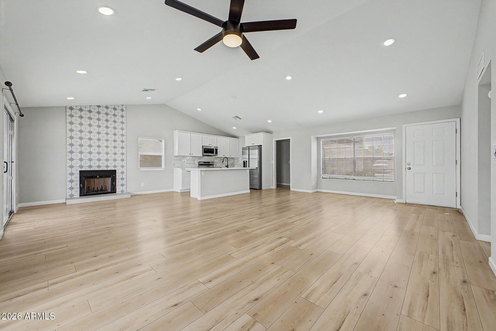 908 W Ross Avenue - Photo 7