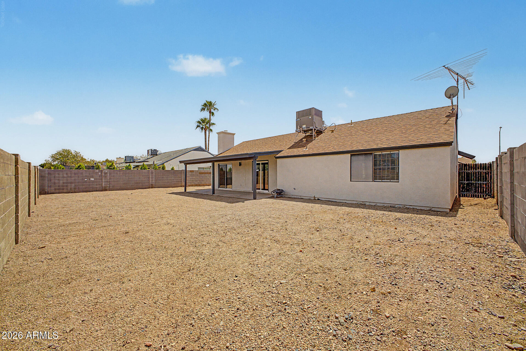 908 W Ross Avenue - Photo 30