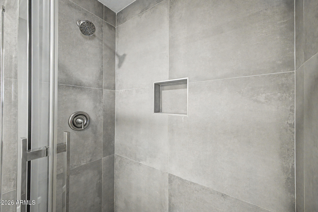 908 W Ross Avenue - Photo 19