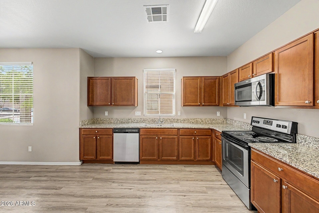 5452 W Fulton Street - Photo 13