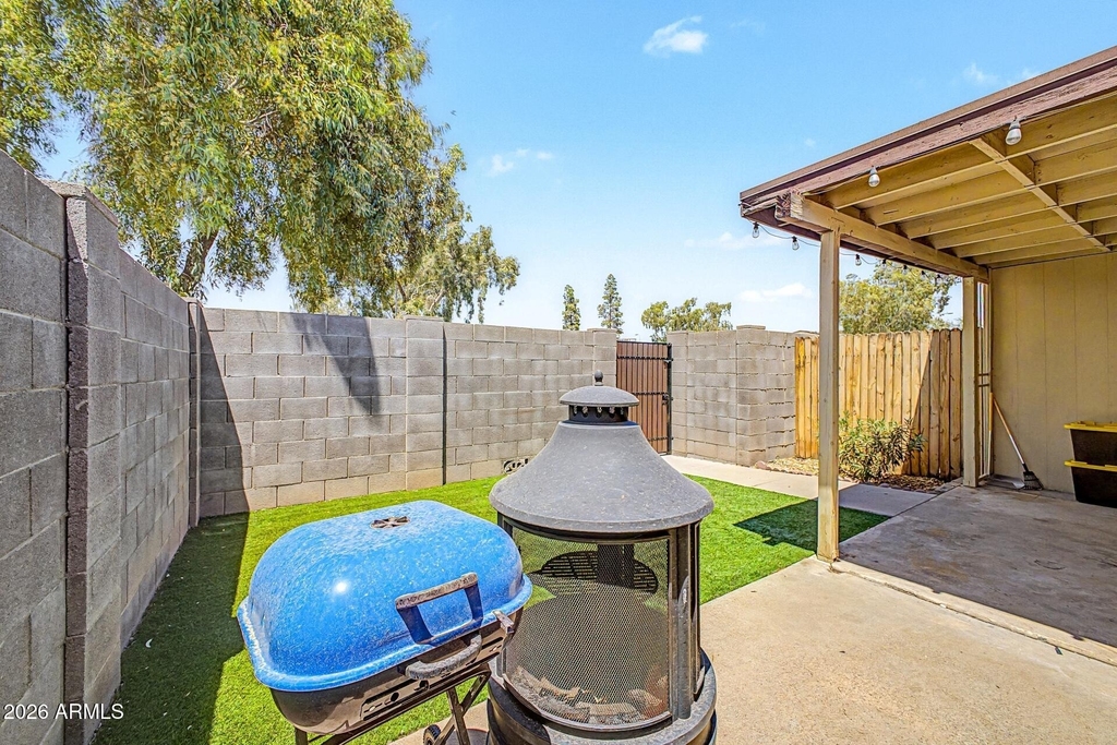 3646 N 69th Avenue - Photo 20