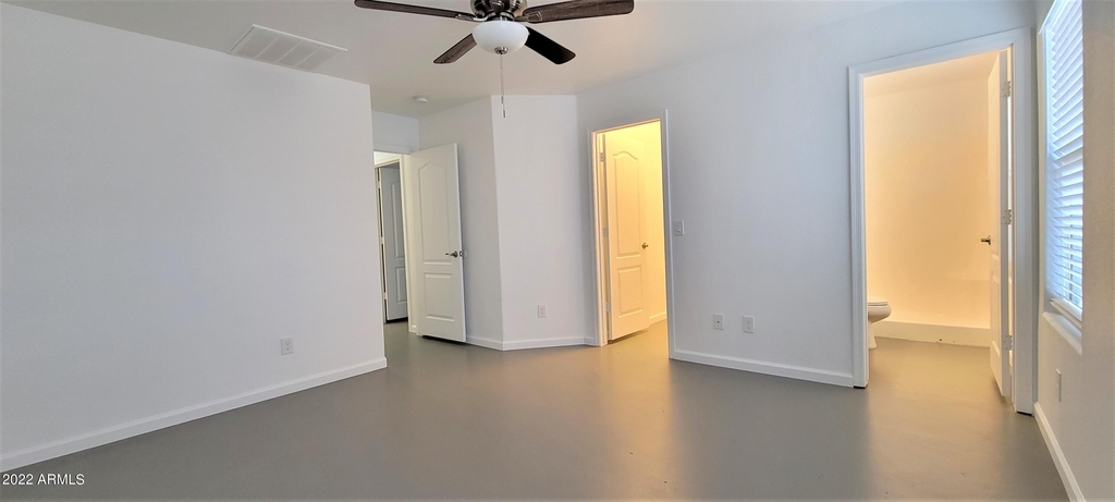 45556 W Amsterdam Road - Photo 29