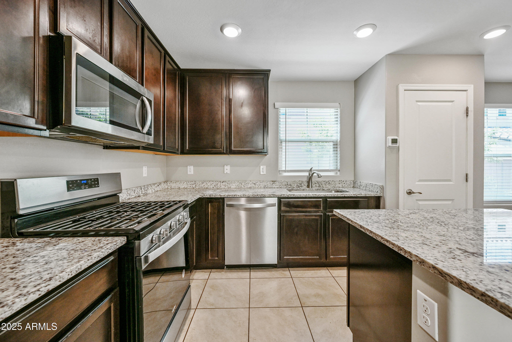 8047 W Albeniz Place - Photo 5