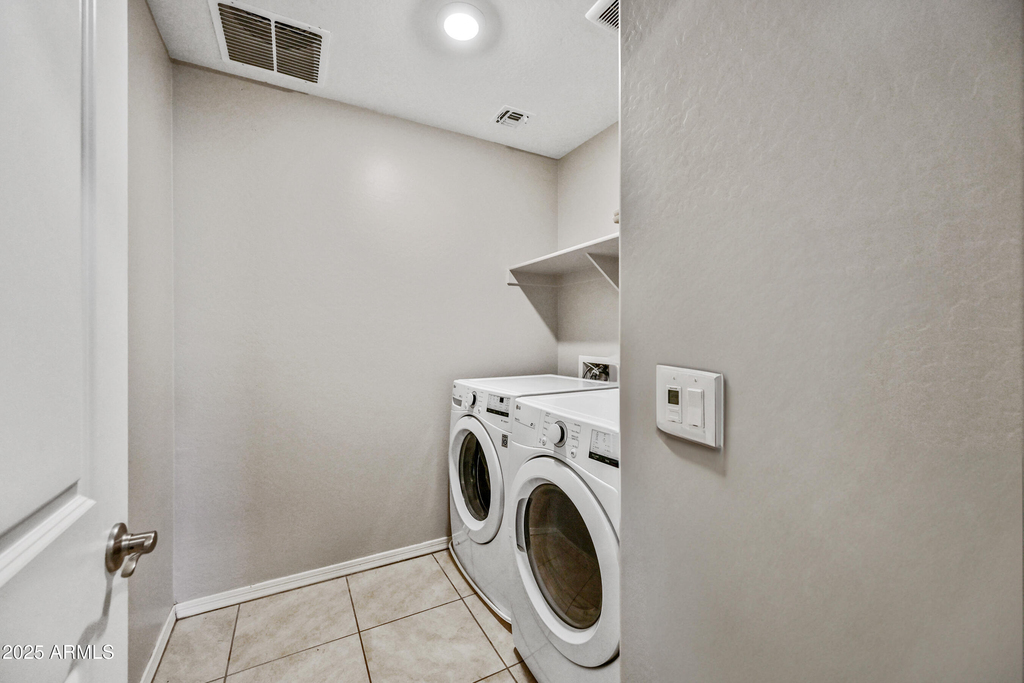 8047 W Albeniz Place - Photo 20