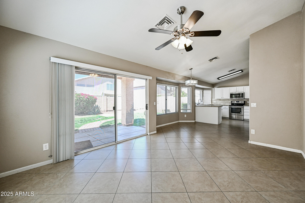 3830 E Tanglewood Drive - Photo 6
