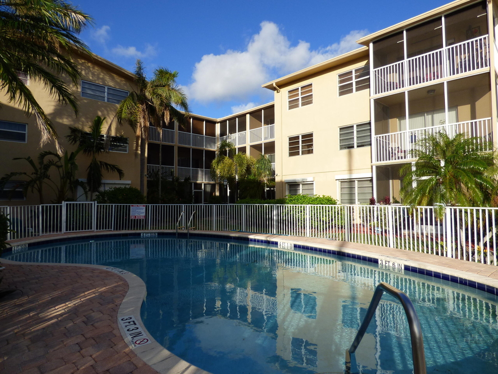 1510 Se 15th Street - Photo 17