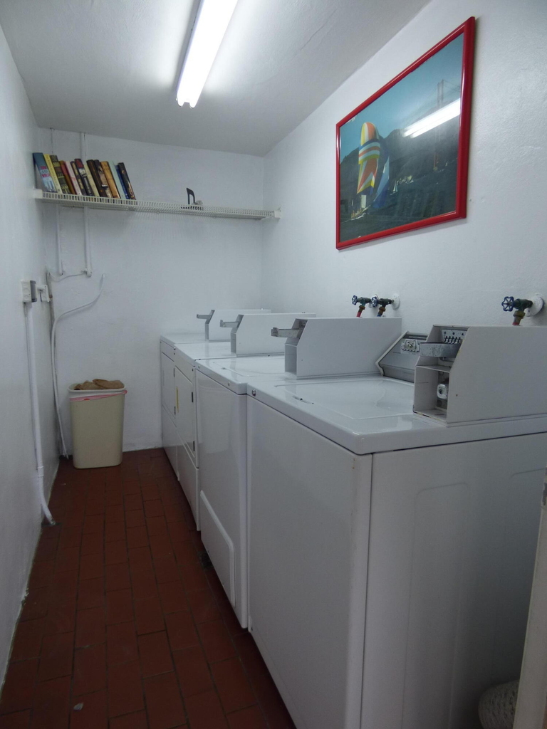 1510 Se 15th Street - Photo 14