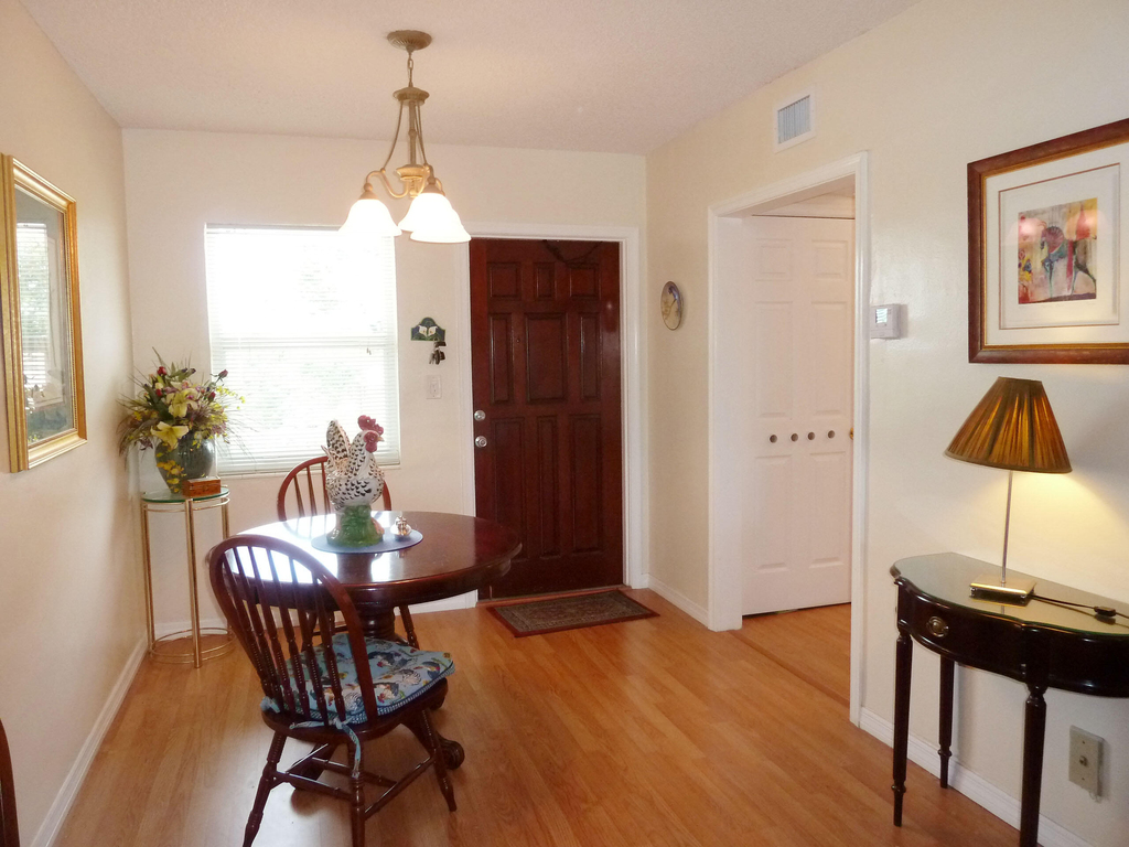 1510 Se 15th Street - Photo 2