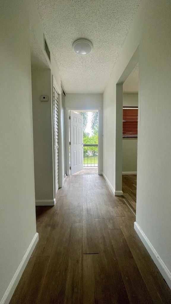 1801 Nw 75th Avenue - Photo 24