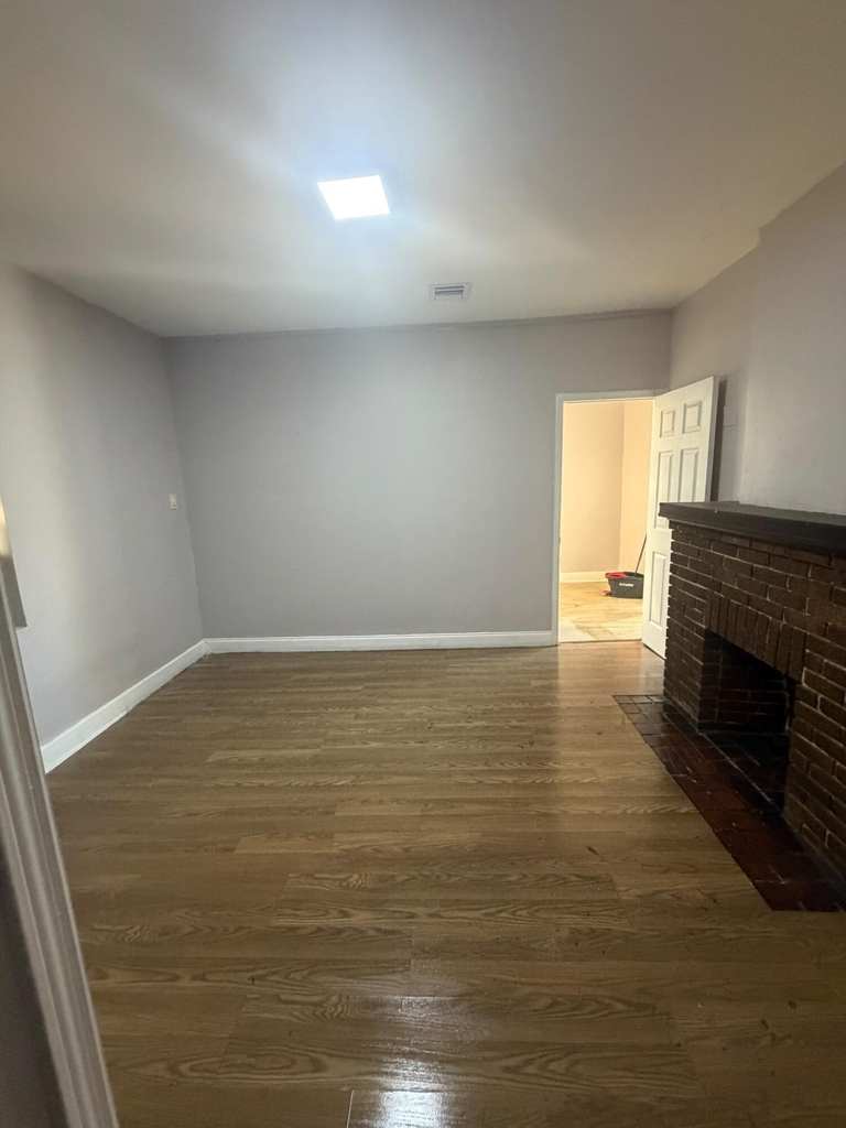 420 Lilac Court - Photo 3