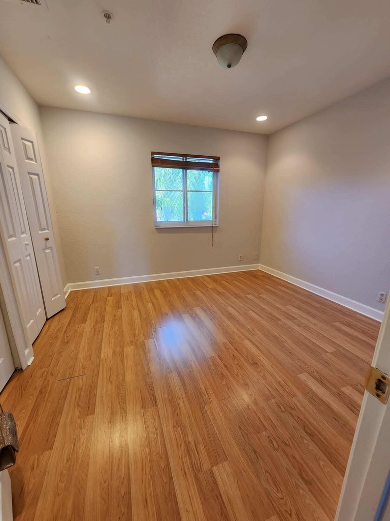 222 Bayfront Drive - Photo 9