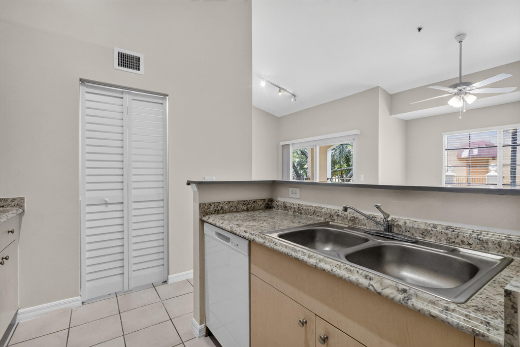4271 San Marino Boulevard - Photo 17