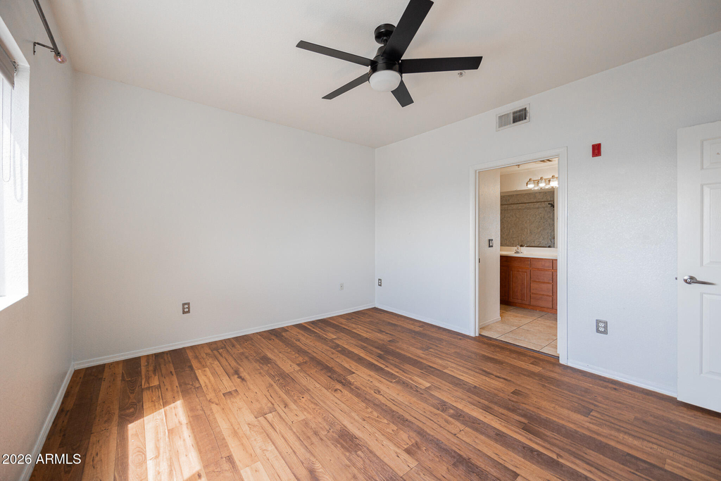920 E Devonshire Avenue - Photo 8