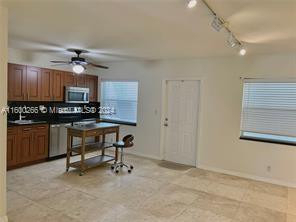 1470 N Dixie Highway N - Photo 9