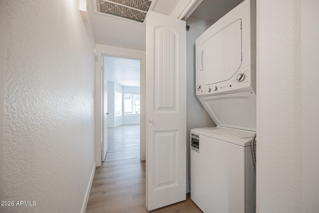 2910 W Marconi Avenue - Photo 19