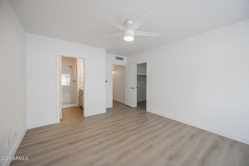 2910 W Marconi Avenue - Photo 13