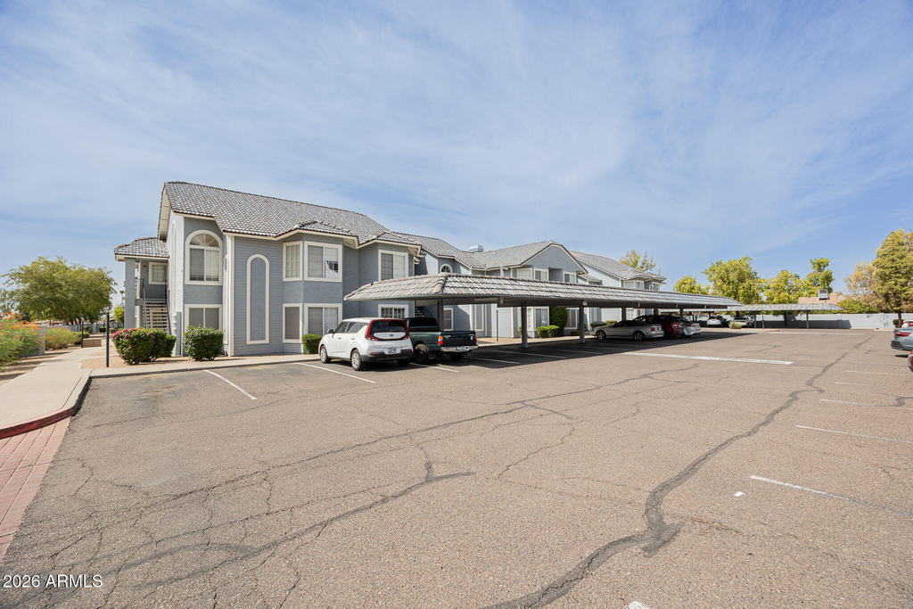 2910 W Marconi Avenue - Photo 1
