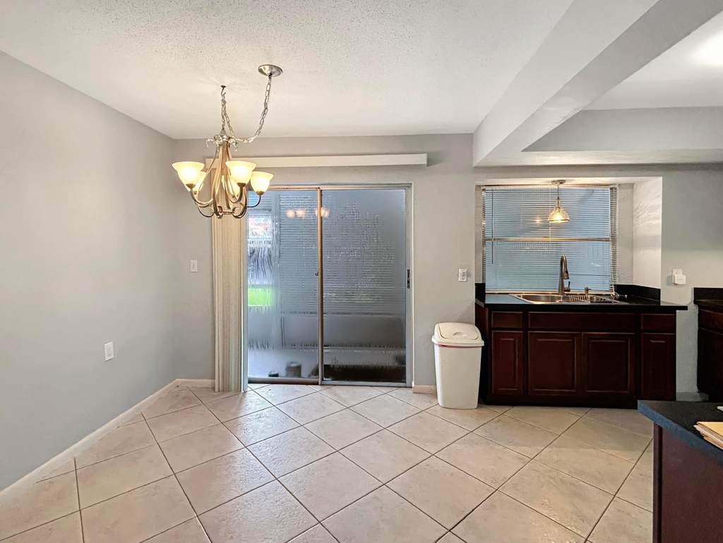 3154 Meridian Way S - Photo 9