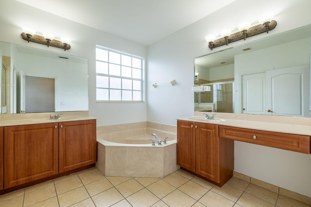 7029 Ambrosia Lane - Photo 11
