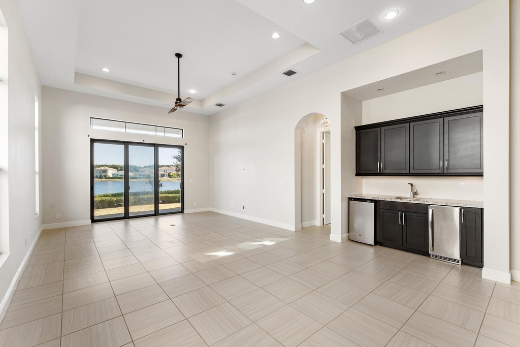 241 Se Fascino Circle - Photo 8