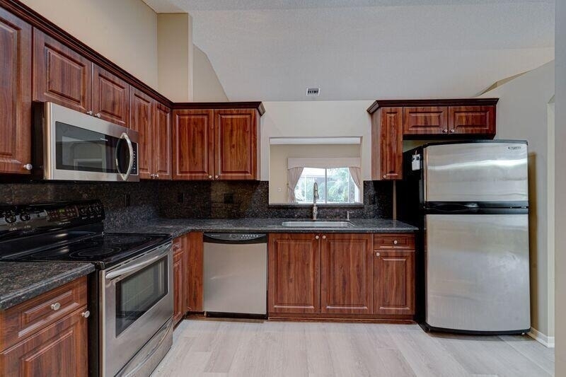 6183 Floral Lakes Drive - Photo 5