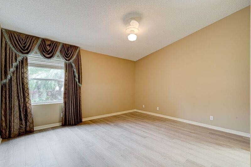6183 Floral Lakes Drive - Photo 16