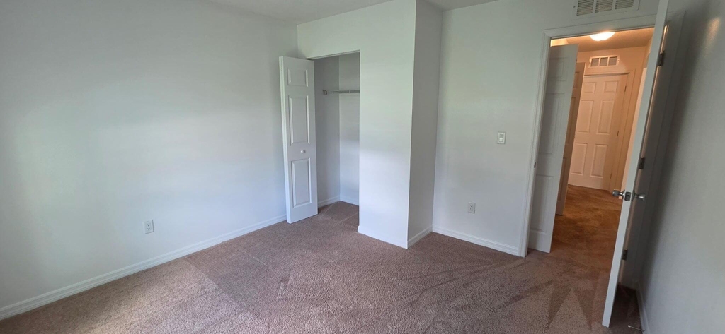 2135 19th Avenue Sw - Photo 14
