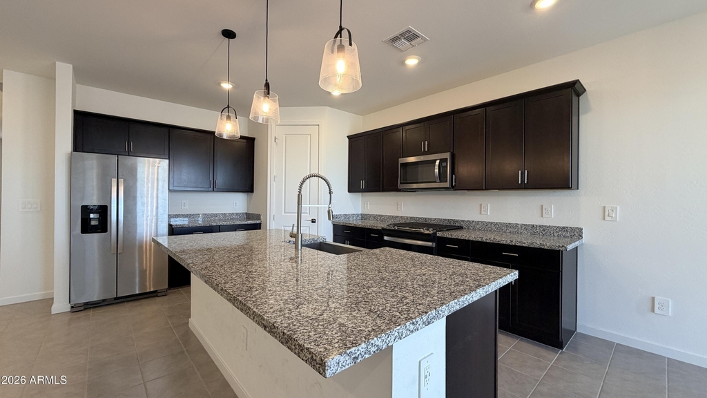 37406 W San Clemente Street - Photo 1