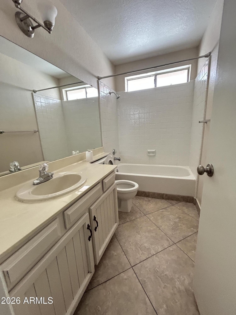 4014 W Christy Drive - Photo 13