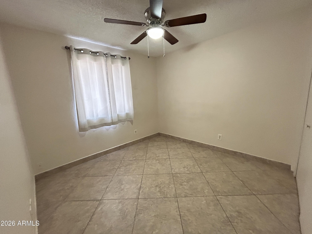4014 W Christy Drive - Photo 12