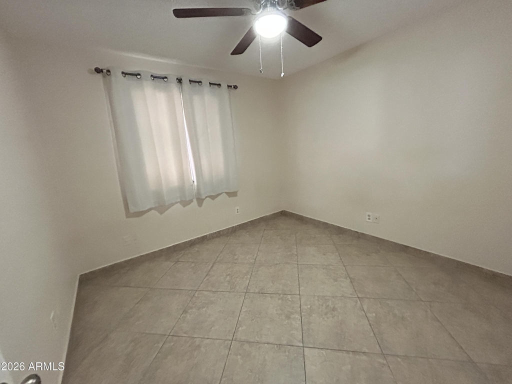 4014 W Christy Drive - Photo 10
