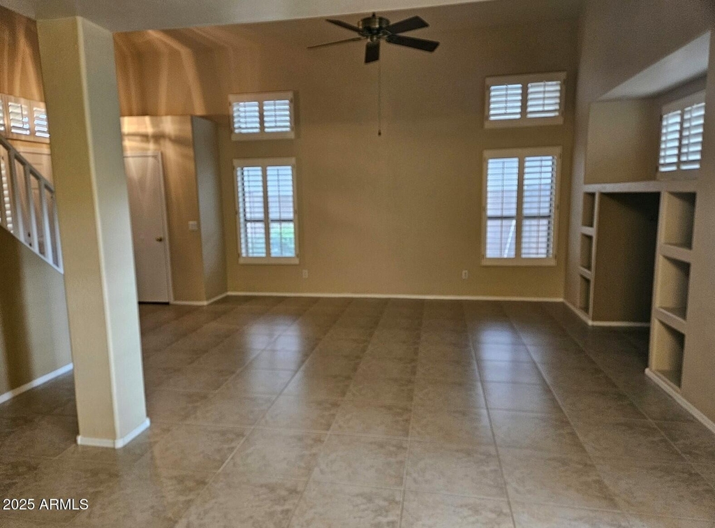 16833 W Bradford Way - Photo 6