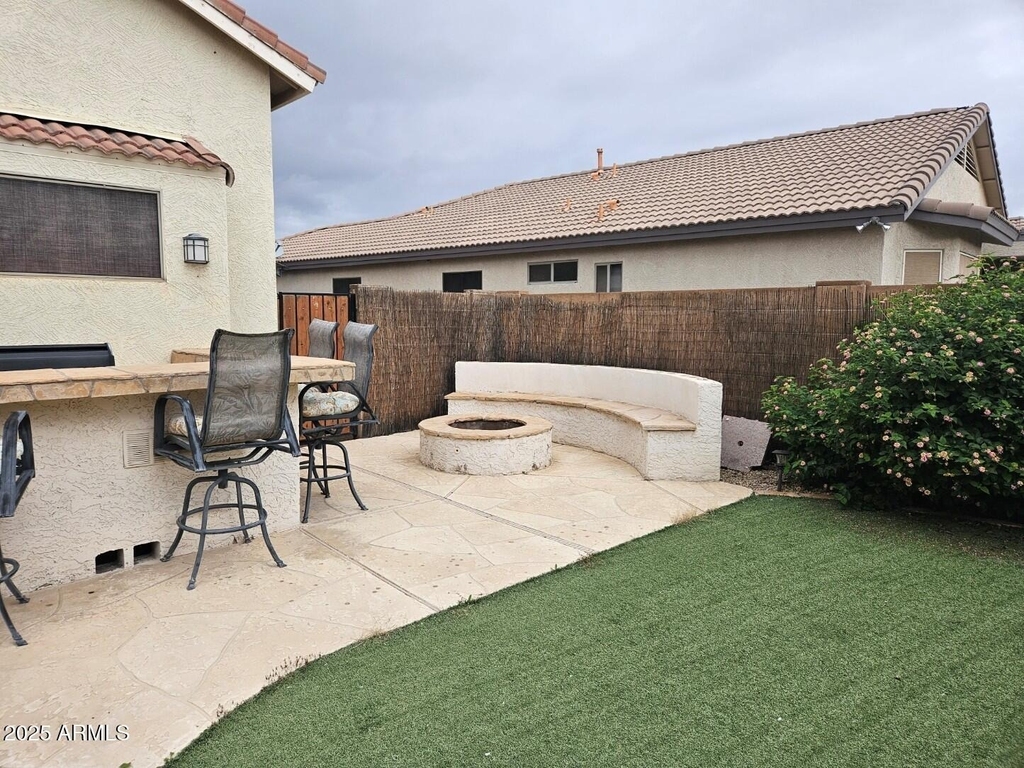 16833 W Bradford Way - Photo 3