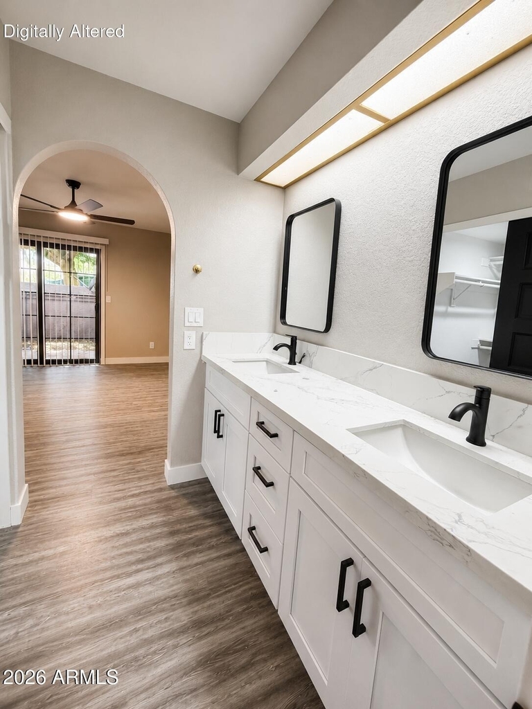 819 N College Avenue - Photo 7