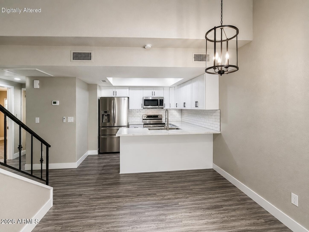819 N College Avenue - Photo 4