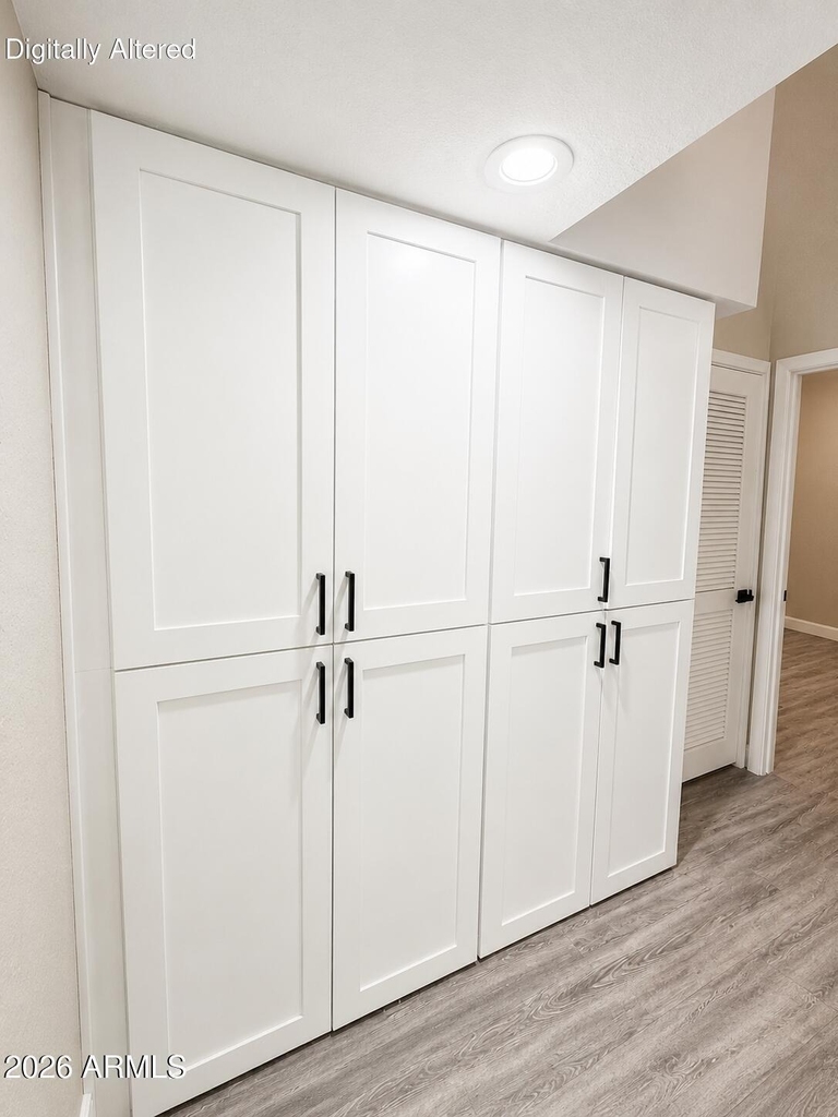 819 N College Avenue - Photo 12