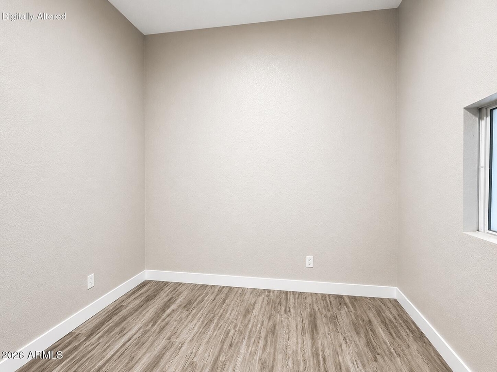 819 N College Avenue - Photo 14