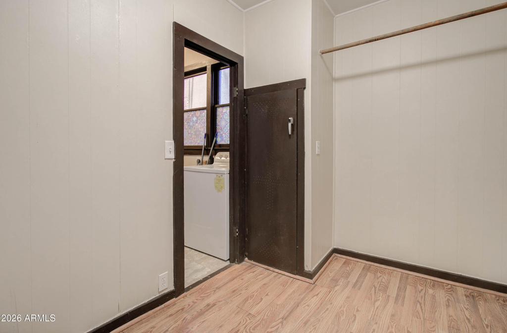385 S Broad Street - Photo 28