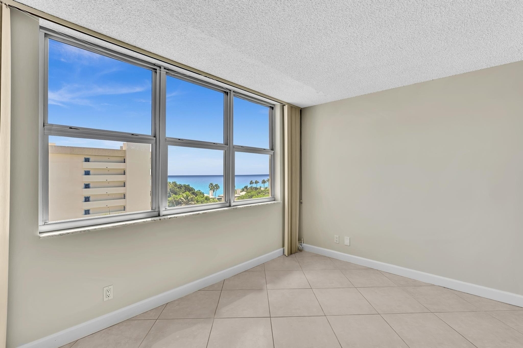 1150 Hillsboro Mile - Photo 41